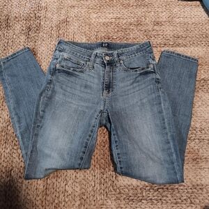 GAP Women's Light Blue Skinny Jeans